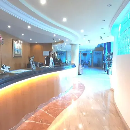 Nueva Plaza 3* Maliano