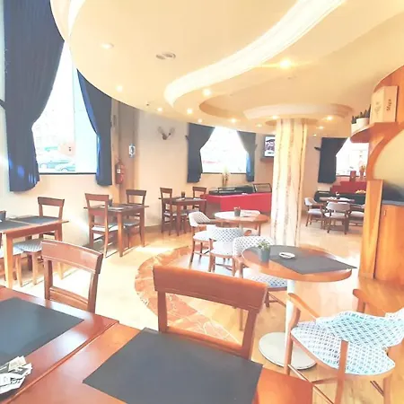 Hotel Nueva Plaza Maliano