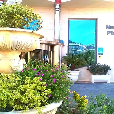 Nueva Plaza Hotel Maliano