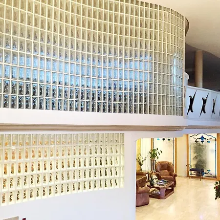 Hotel Nueva Plaza Maliano