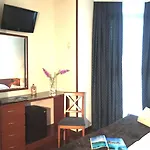 Nueva Plaza 3*