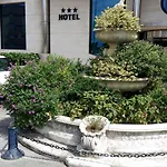 Nueva Plaza