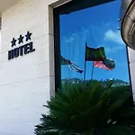 Nueva Plaza 3* Maliano