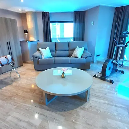 Nueva Plaza Hotel