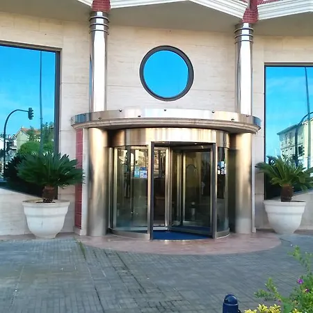 Ξενοδοχείο Nueva Plaza