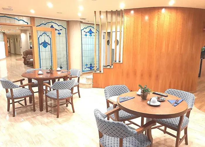 فندق Nueva Plaza Maliaño