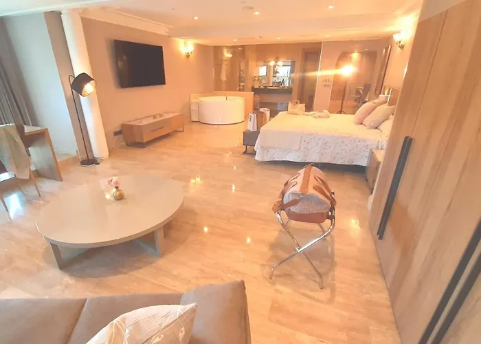 Hotel Nueva Plaza 3*