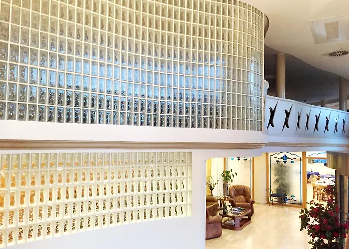 Nueva Plaza Hotel Maliano