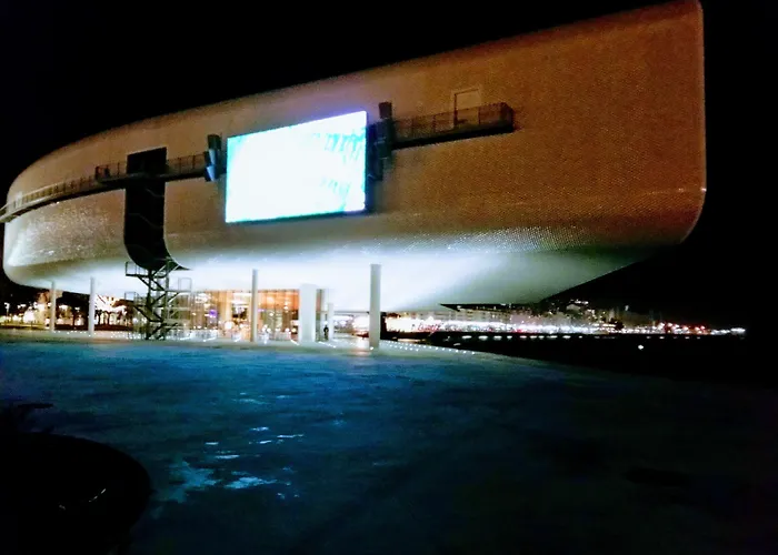 Nueva Plaza فندق 3*