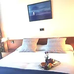 Hotel Nueva Plaza 3*