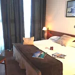 Nueva Plaza Hotel Maliaño