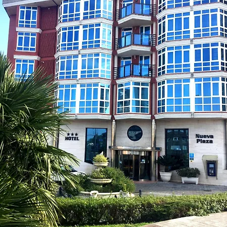 Nueva Plaza 호텔 3*